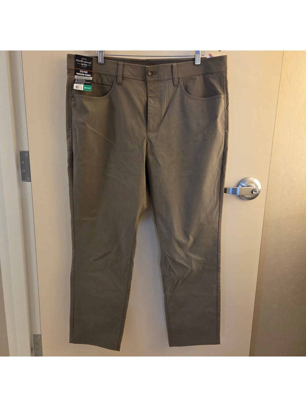 Weatherproof Vintage Men's Tech Pants 38x30 NWT Tan Straight Fit Stretch
